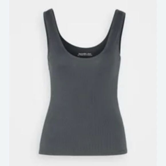 Abercrombie Sterling gray square neck tank size med - Picture 1 of 2